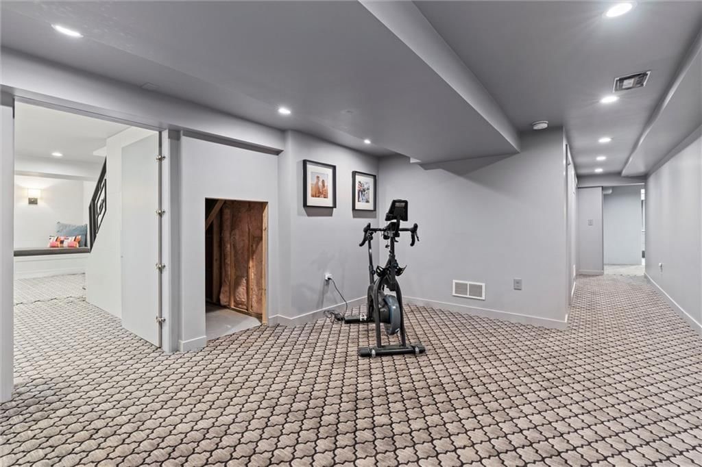 2101 W 70th Street — photo 37