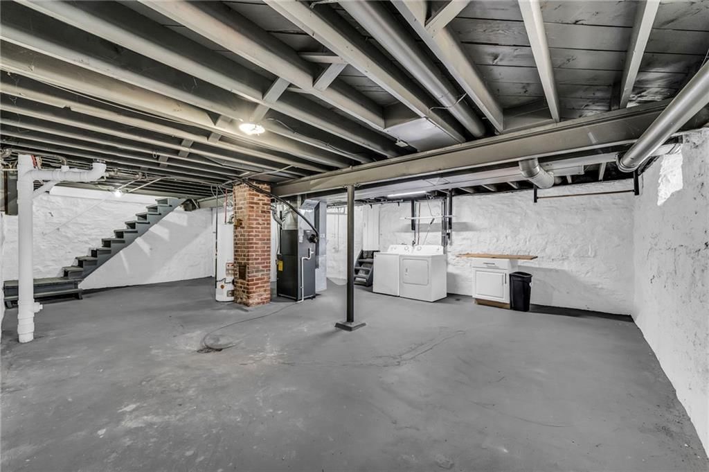 Photo 23 of 34 - 2514 N 38th Street