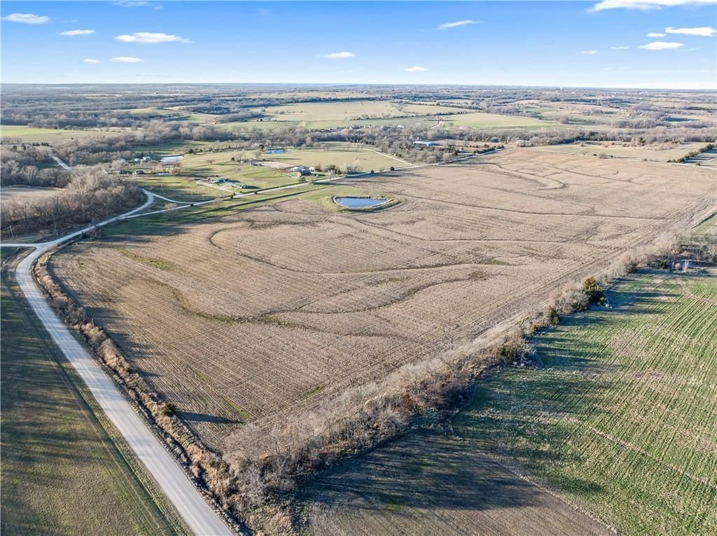 299th and Oak Grove Road — photo 4
