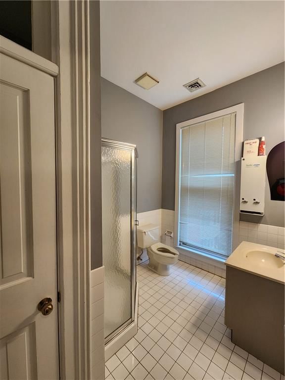 1070 Washington Street — photo 13