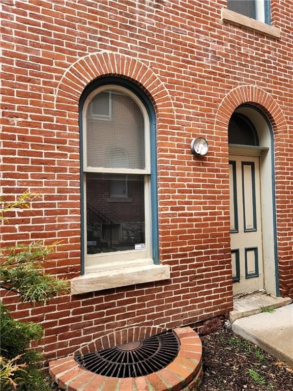 1070 Washington Street — photo 18