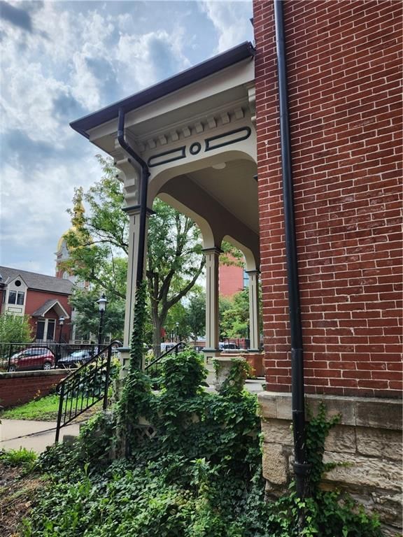 1070 Washington Street — photo 19
