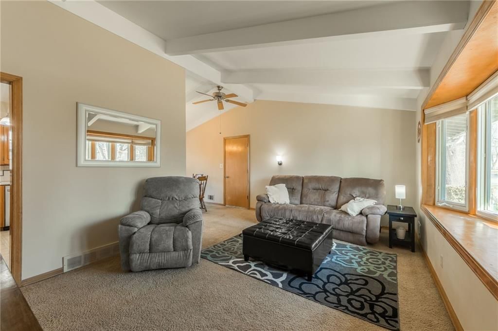 6308 N Woodland Avenue — photo 5