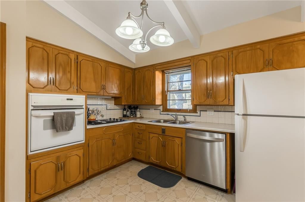 6308 N Woodland Avenue — photo 10