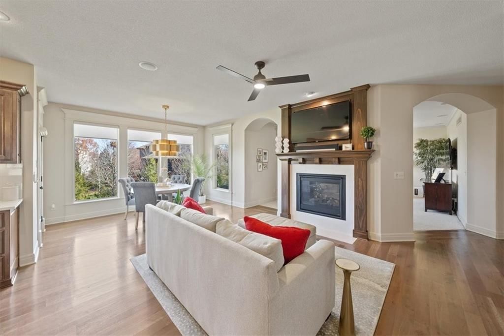 15533 England Street — photo 9