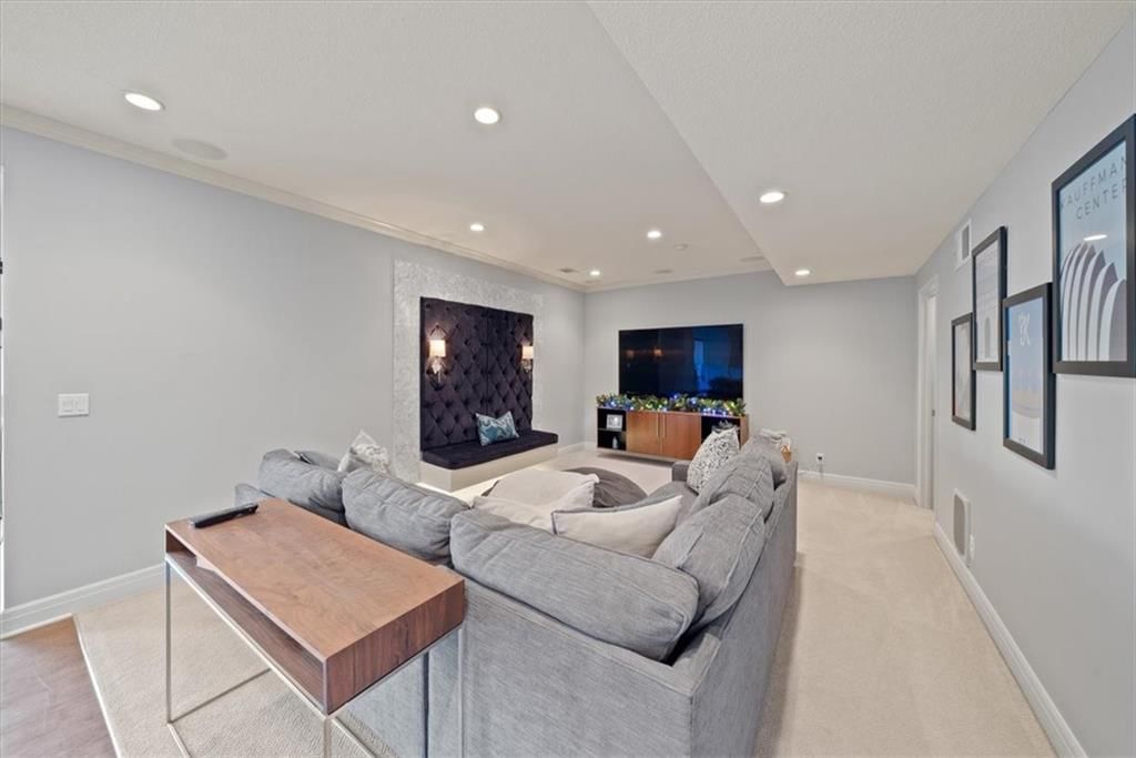 15533 England Street — photo 39