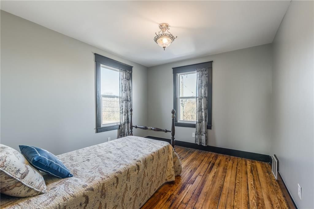 2607 Lexington Avenue — photo 32