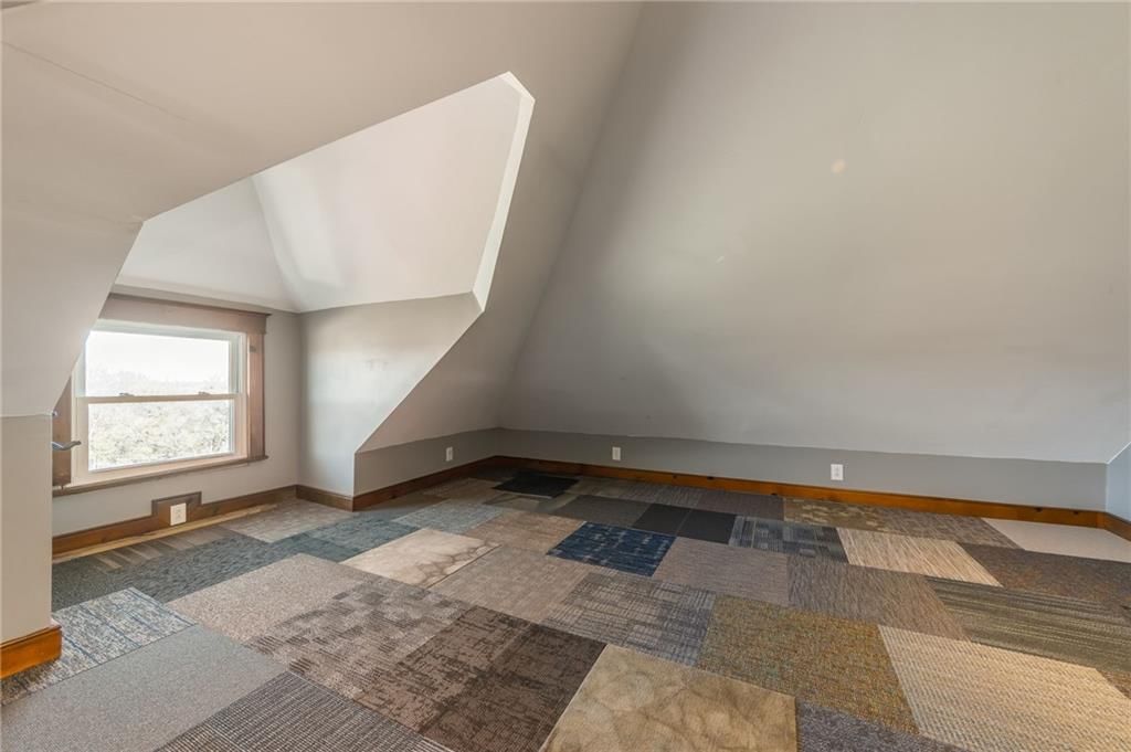 2607 Lexington Avenue — photo 37