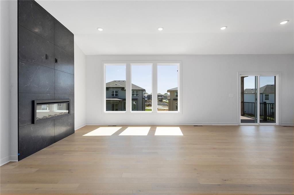 13457 W 177th Street — photo 3