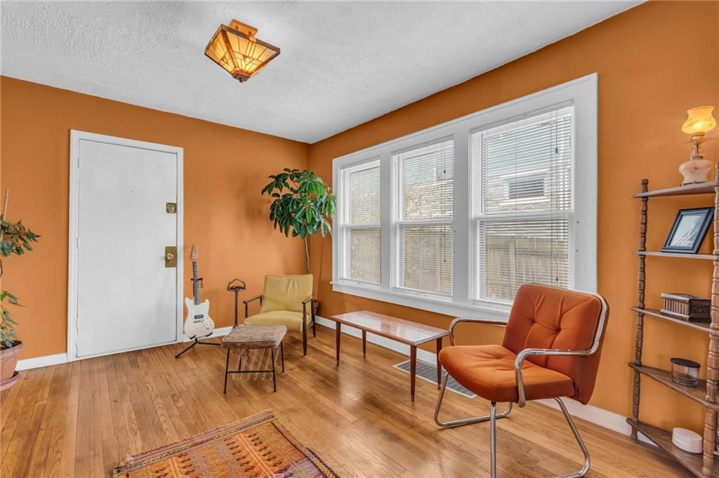 3409 Holmes Street — photo 9