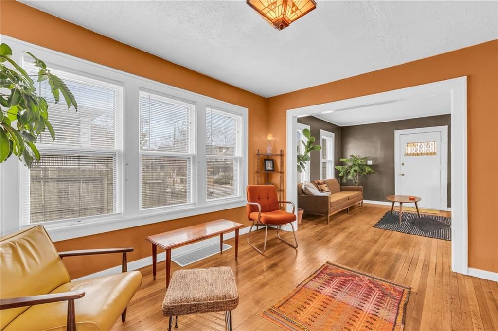 3409 Holmes Street — photo 10