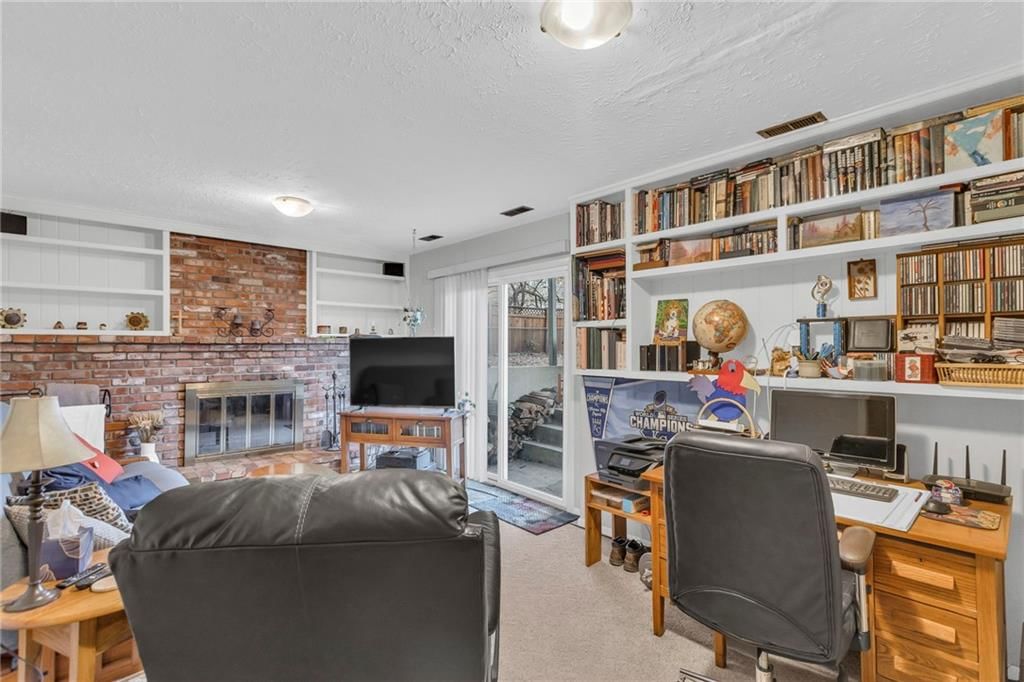 1210 W 29th Court — photo 31
