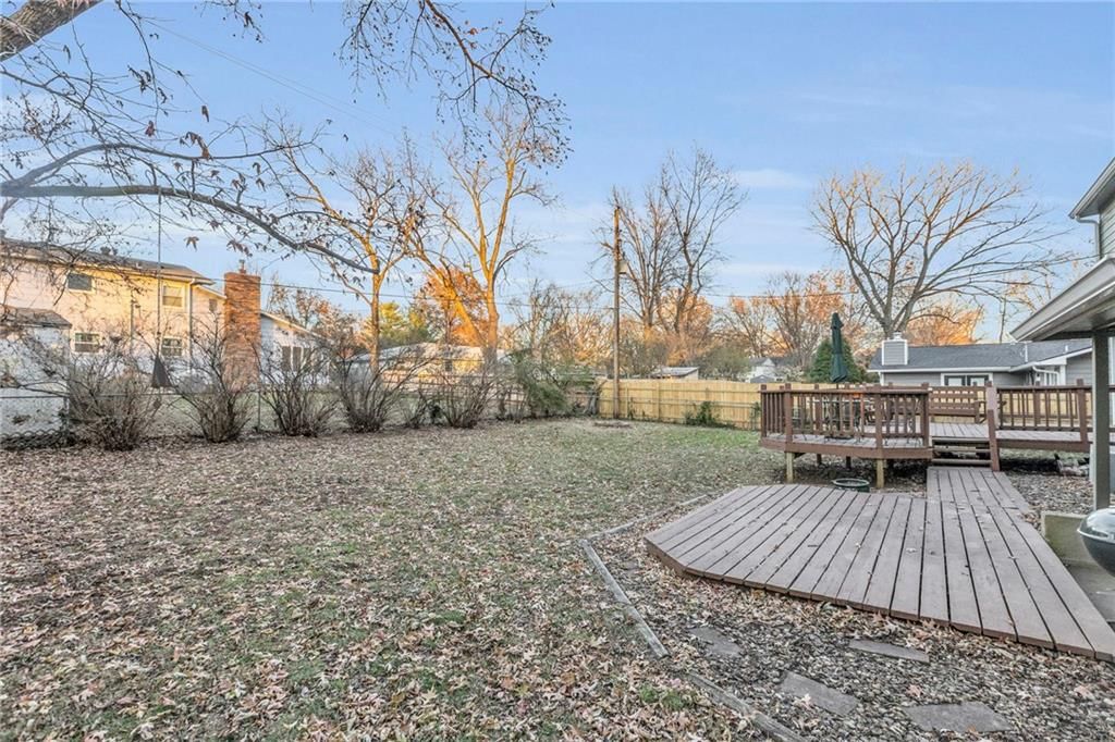 1210 W 29th Court — photo 39