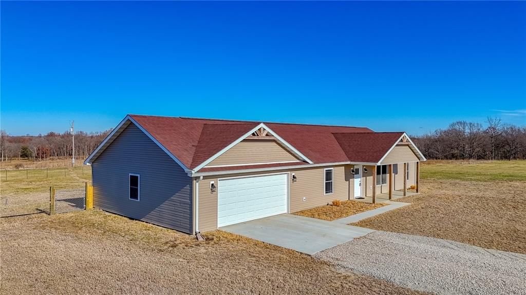Photo 31 of 33 - 815 SW 520th Road
