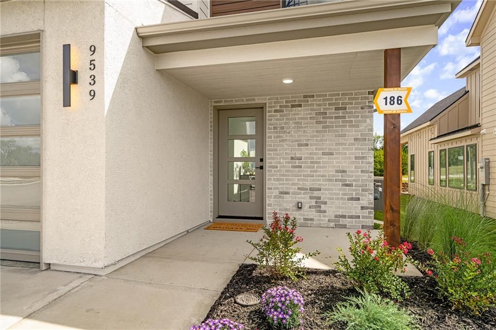 17806 W 96th Street — photo 13