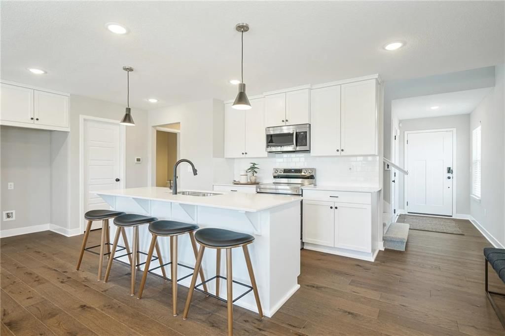 19720 W 195th Place — photo 4