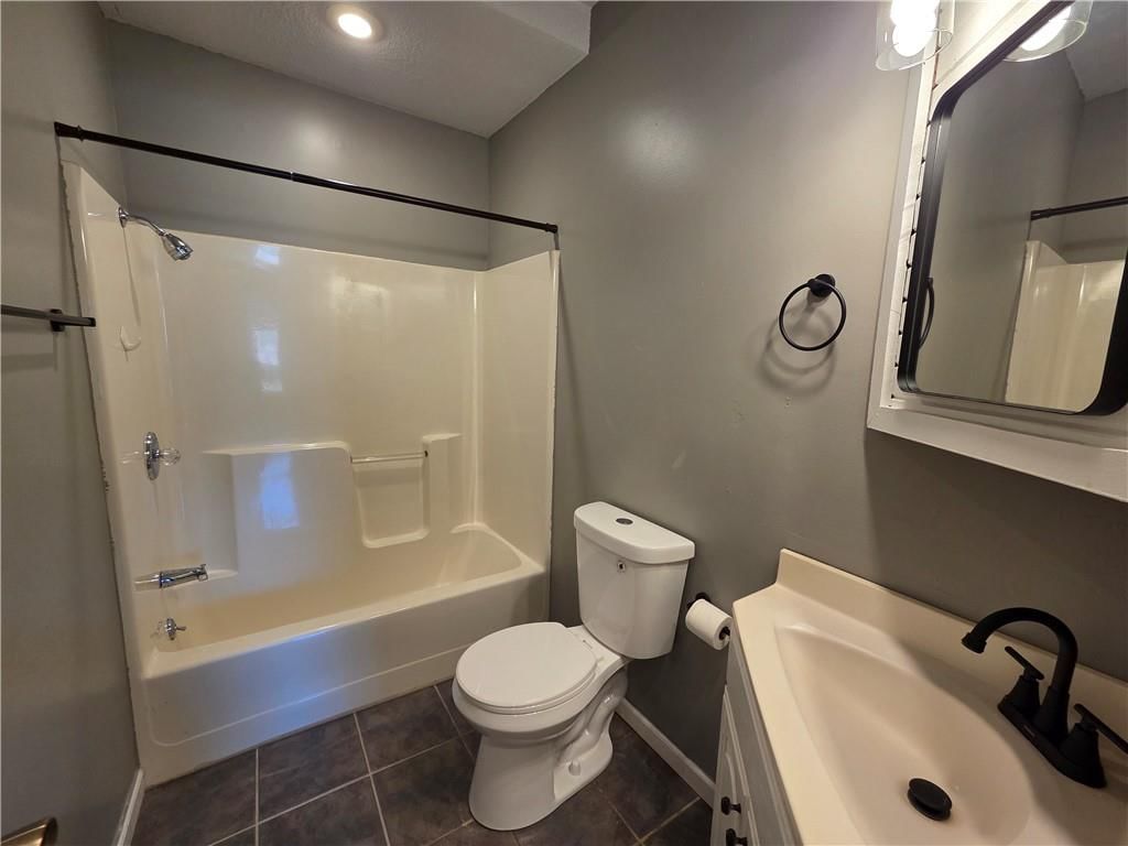 909 N Fulton Street — photo 15