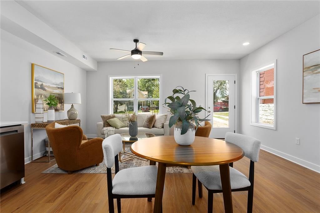 4521 Forest Avenue — photo 9