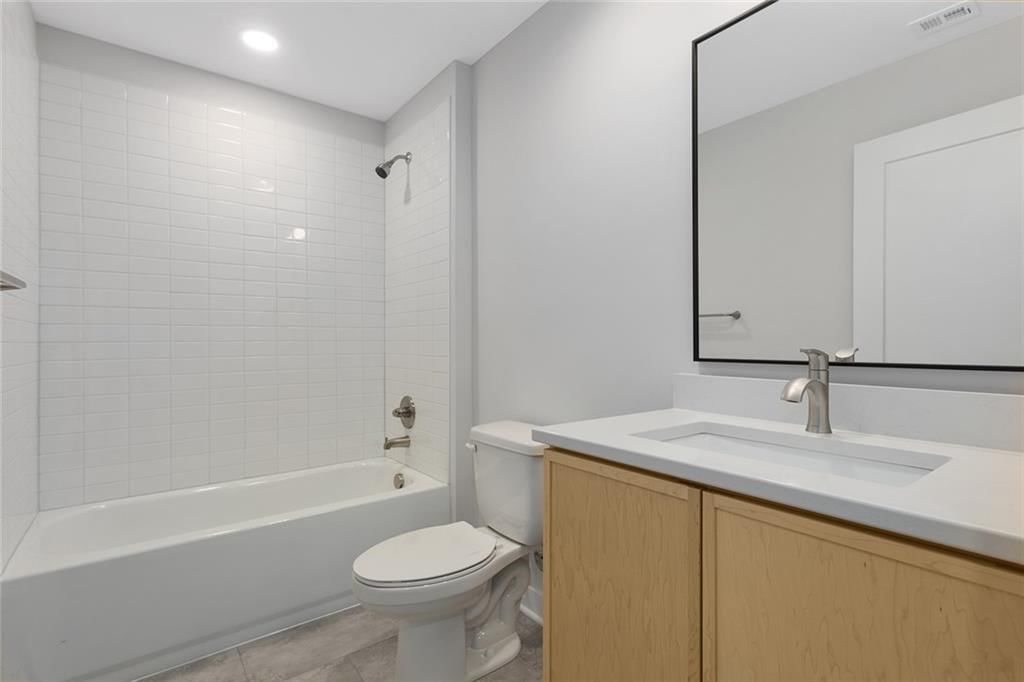 4521 Forest Avenue — photo 20