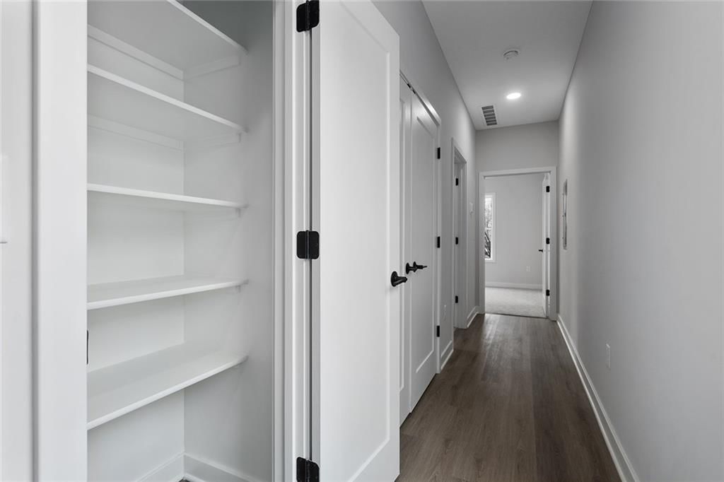 4521 Forest Avenue — photo 32