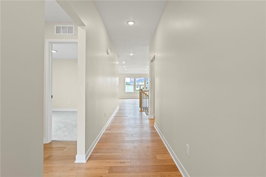Photo 6 of 46 - 17752 Houston Street