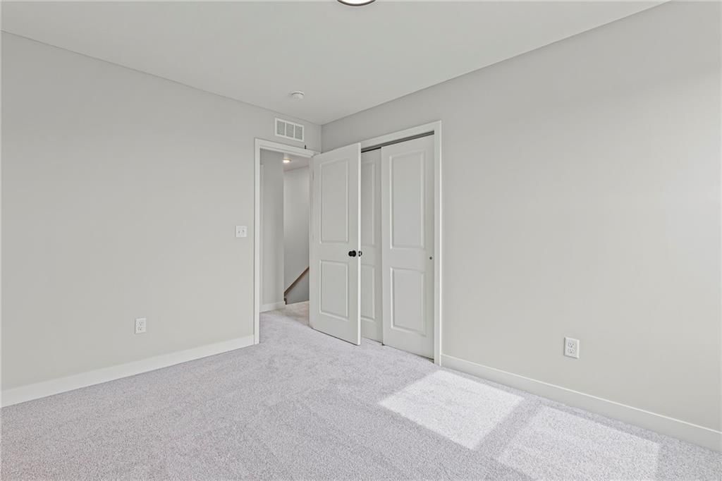 Photo 34 of 53 - 17744 Houston Street