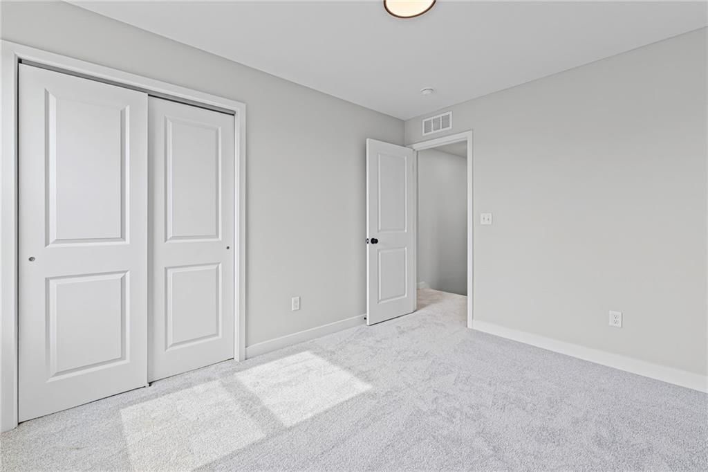 Photo 36 of 53 - 17744 Houston Street