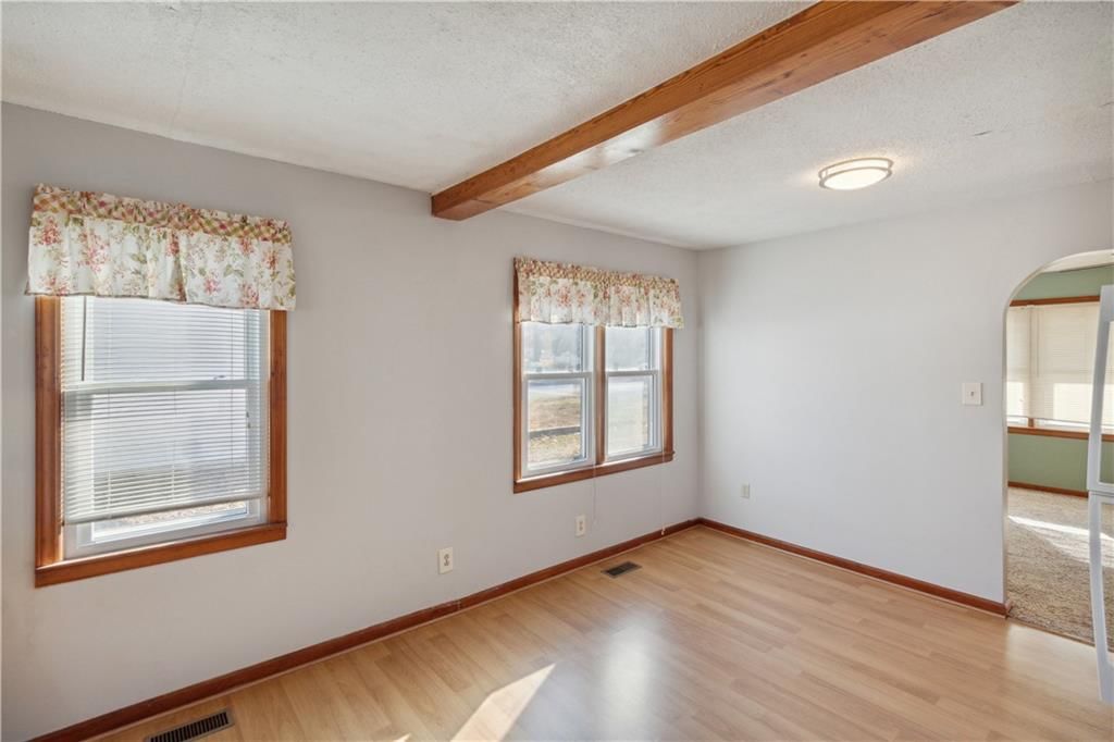 314 W 2nd Street — photo 6