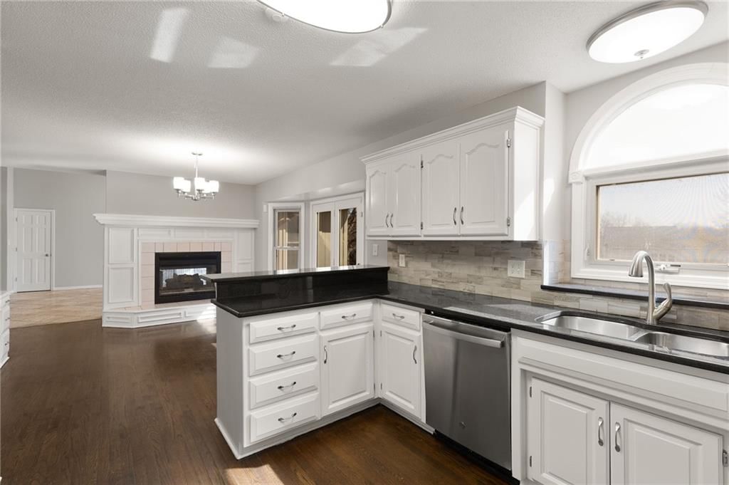 6115 N Kensington Court — photo 12