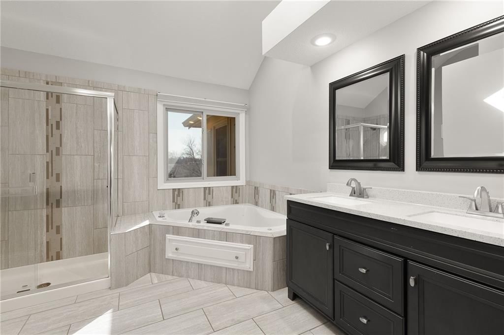 6115 N Kensington Court — photo 18