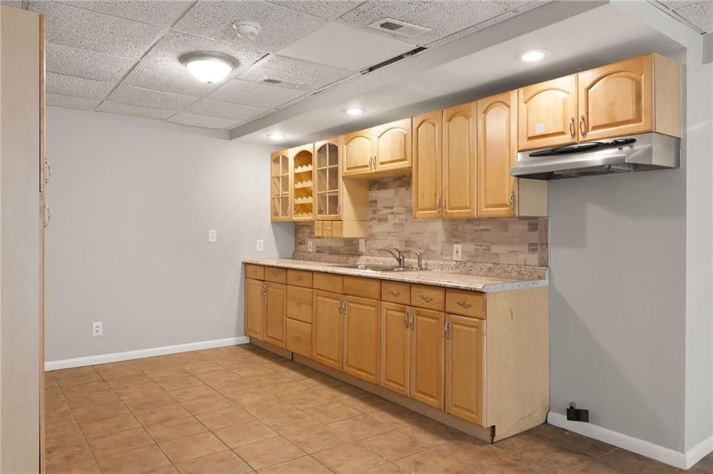 6115 N Kensington Court — photo 43