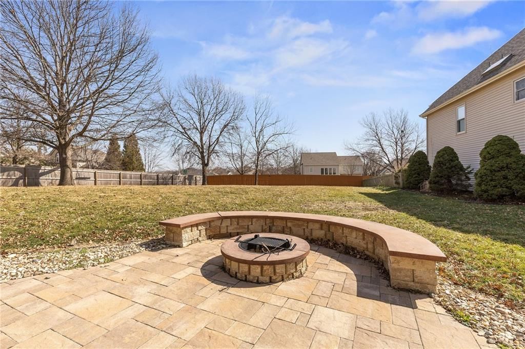 6115 N Kensington Court — photo 45