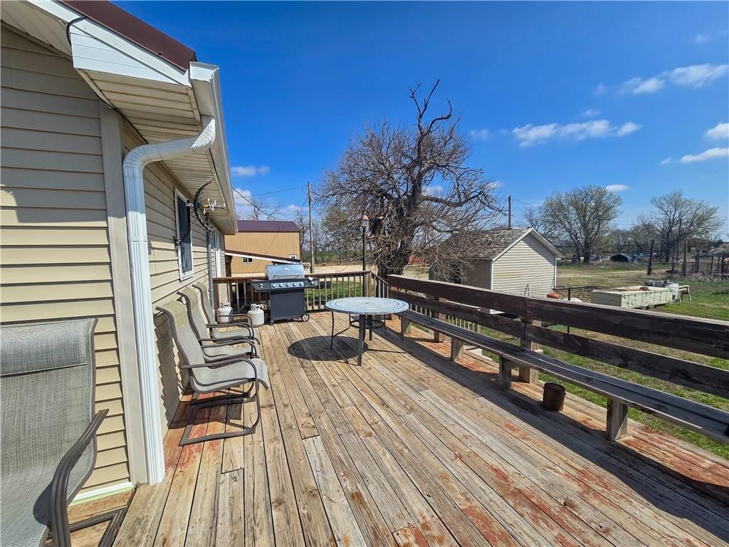 1667 S 1400 Road — photo 23