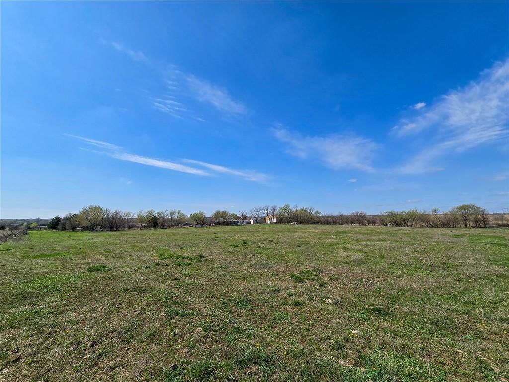 1667 S 1400 Road — photo 27