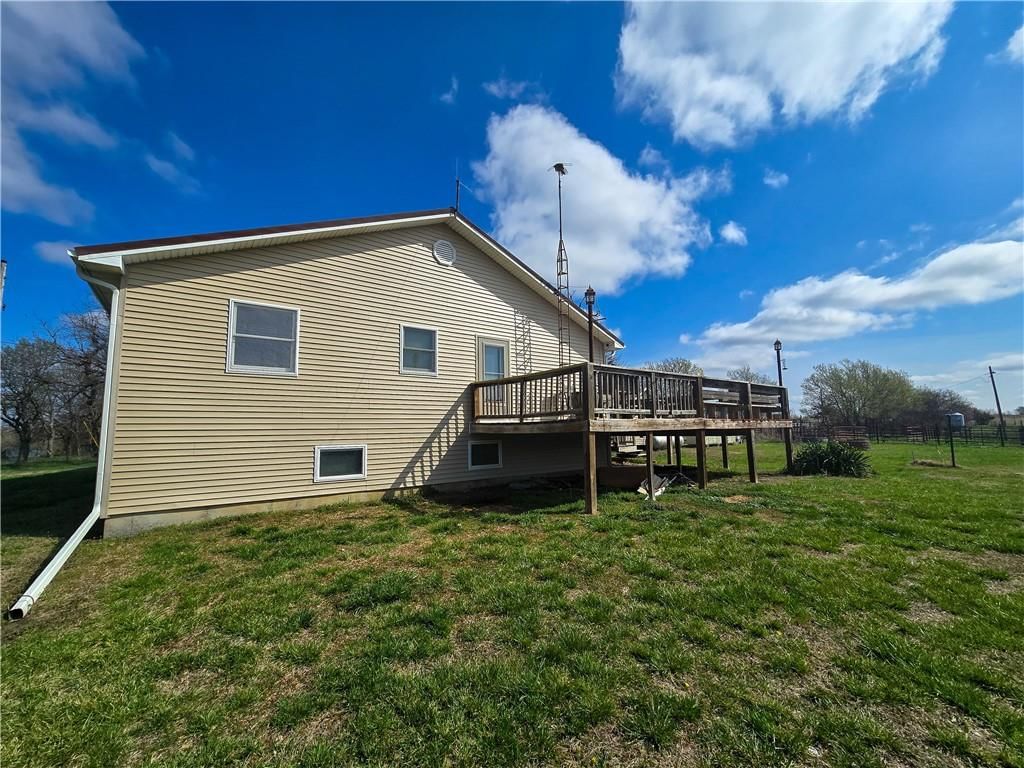1667 S 1400 Road — photo 31