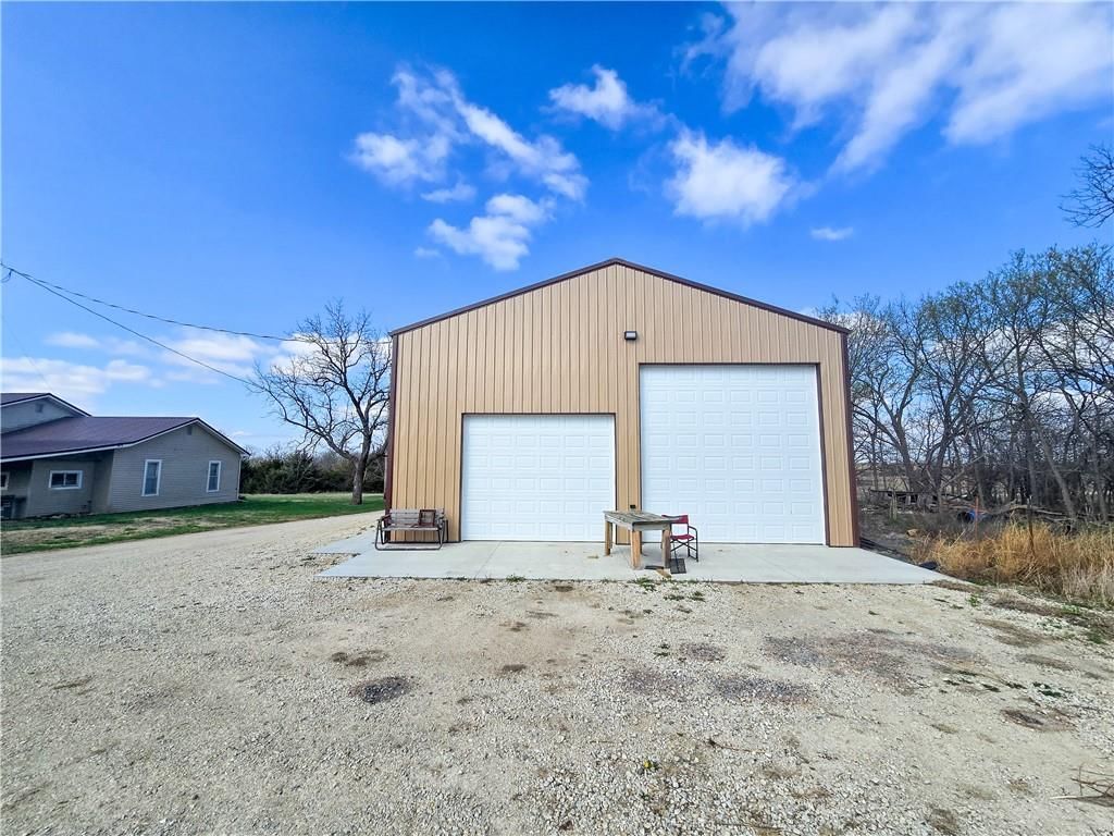 1667 S 1400 Road — photo 35