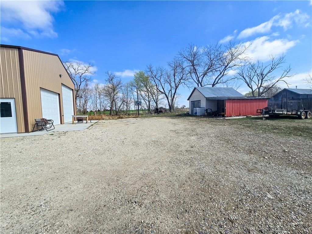 1667 S 1400 Road — photo 36
