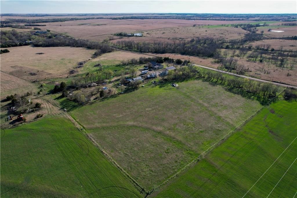 1667 S 1400 Road — photo 54