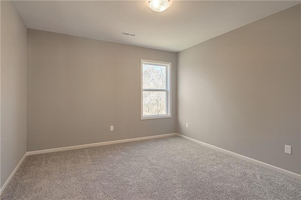 11807 N Bellaire Avenue — photo 13