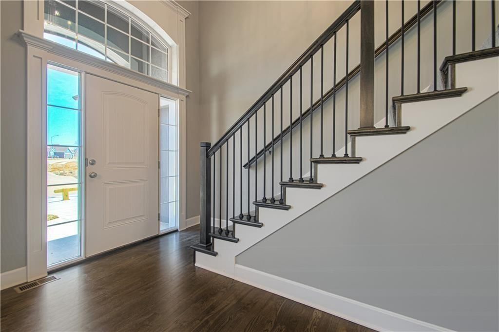 11807 N Bellaire Avenue — photo 32
