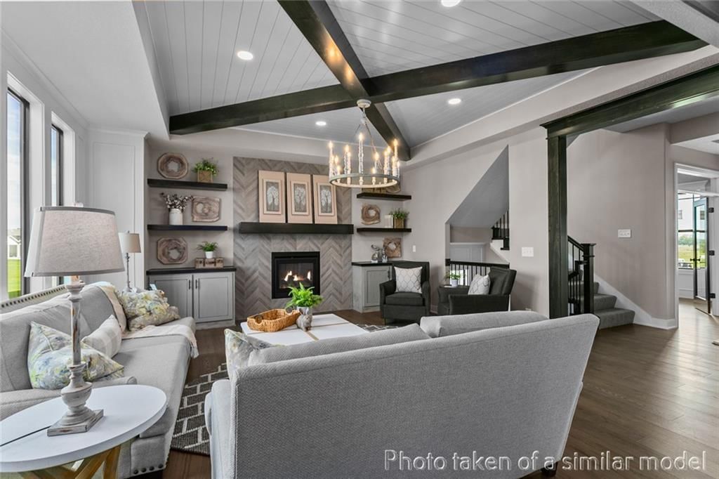 13416 W 178th Street — photo 8