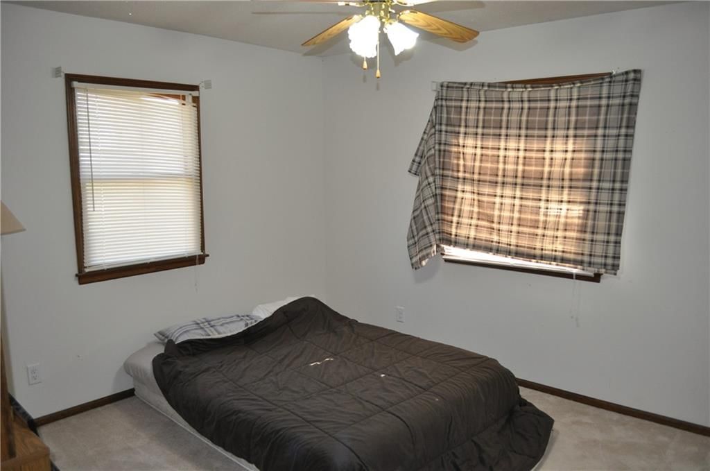 905 Sycamore Drive — photo 37