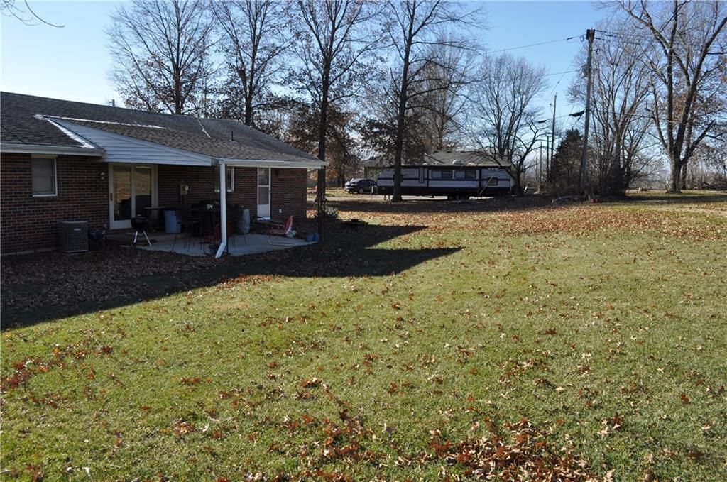 905 Sycamore Drive — photo 44