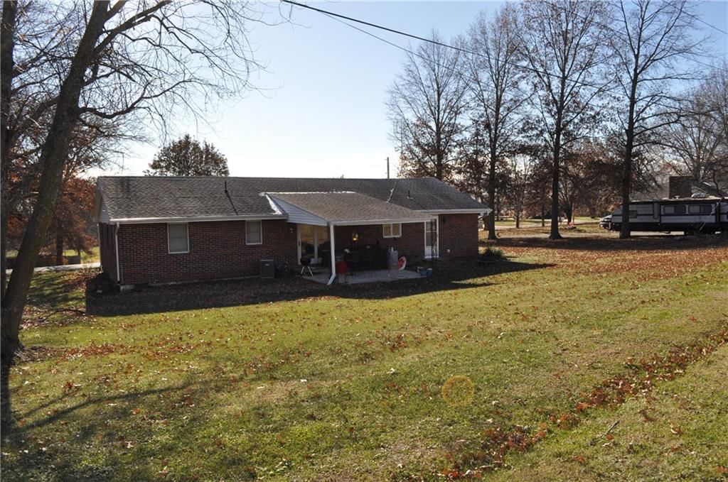 905 Sycamore Drive — photo 46