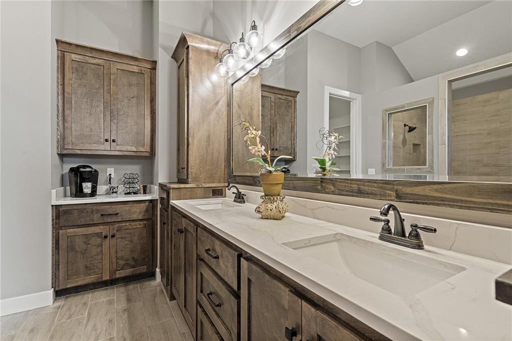 8913 Shady Bend Road — photo 31
