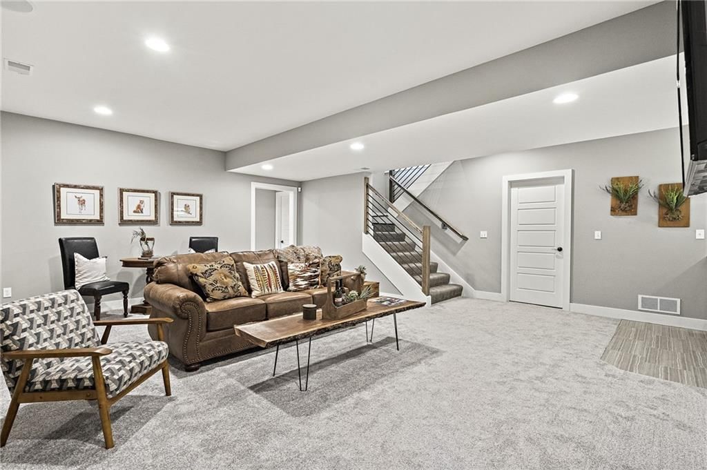 8913 Shady Bend Road — photo 36