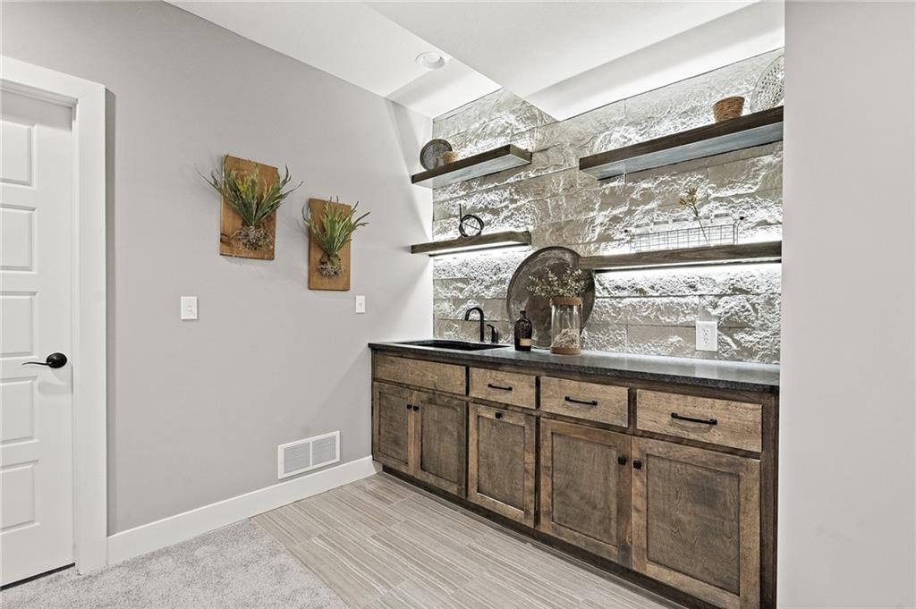8913 Shady Bend Road — photo 37