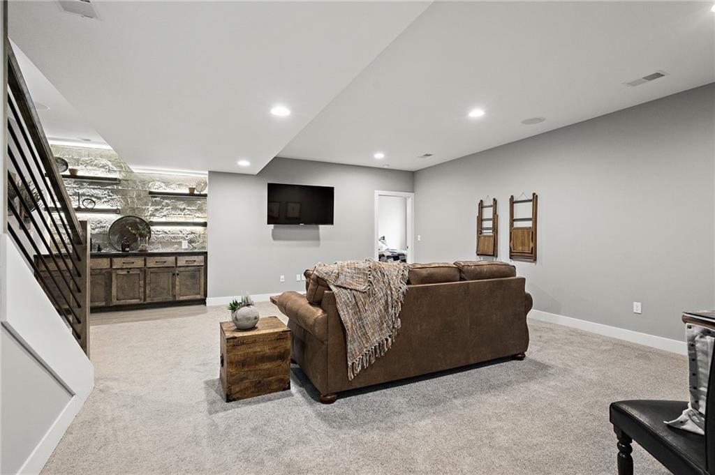 8913 Shady Bend Road — photo 39