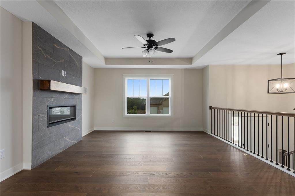Photo 5 of 35 - 1316 N Holland Court
