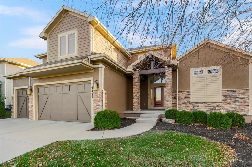 9509 W 164th Street — photo 2